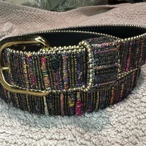 Women’s Belt - Gold with Weaved Material/Yarn